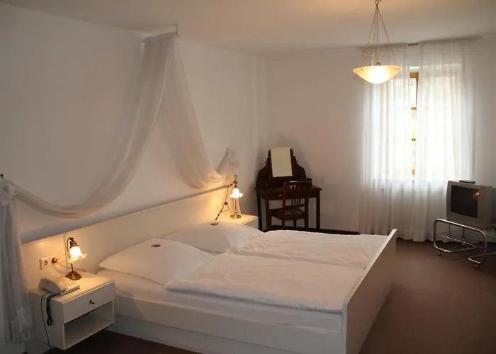 Linde Leutkirch 호텔 *